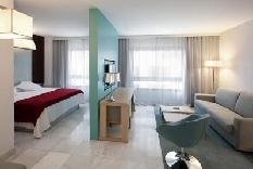 Nh Algeciras Suites 